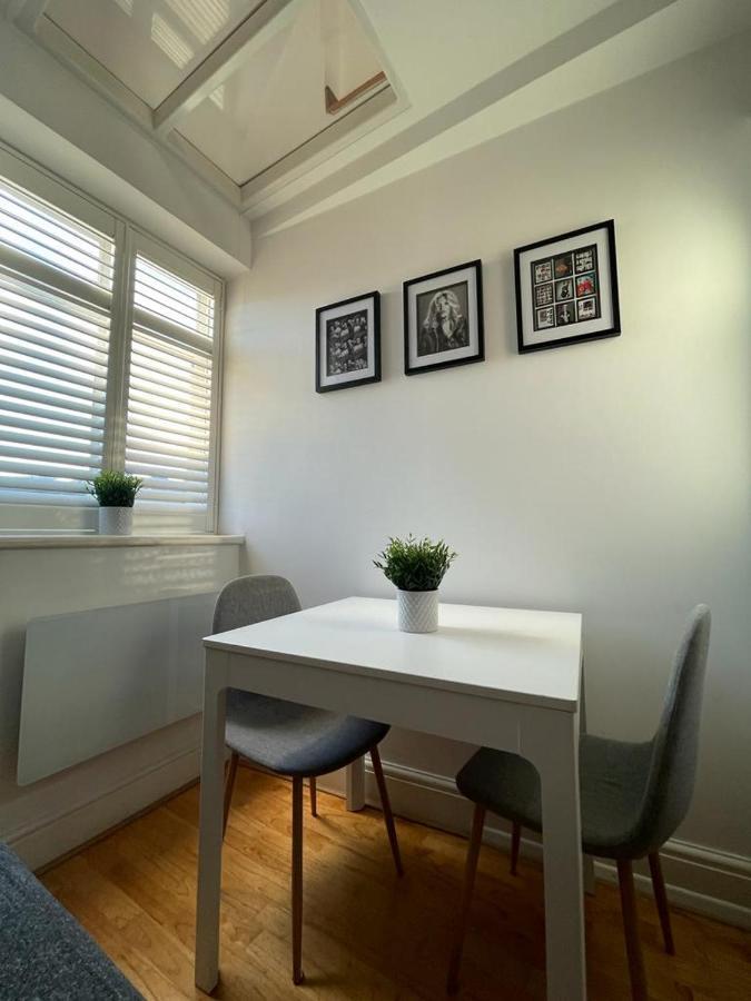 Tanya'S Flat-Lovely 1 Bed In The Heart Of Central Londra Exterior foto